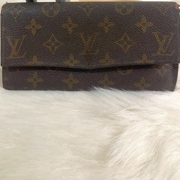 Louis Vuitton Brown Monogram Wallet as-is - Picture 1 of 9